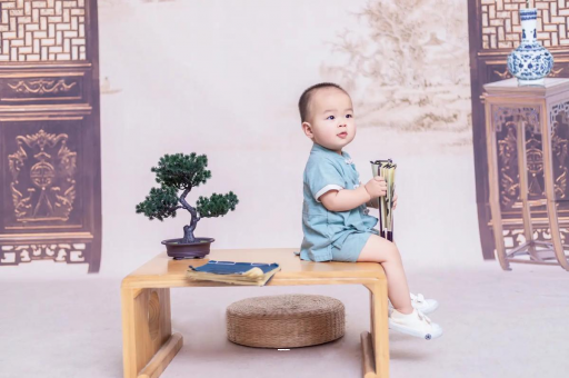 磁县四个月宝宝可以坐着吗
